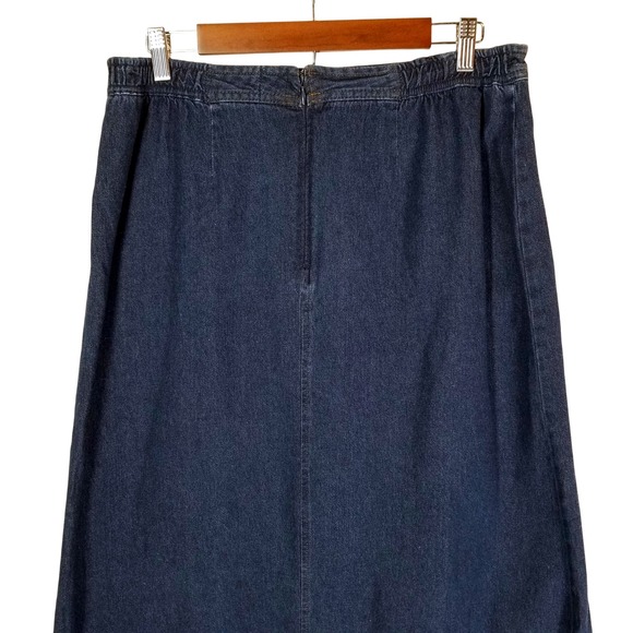 Basic Editions Women's Denim Maxi Skirt Embroidered Flowers Dark Wash Size 12 - Picture 4 of 16